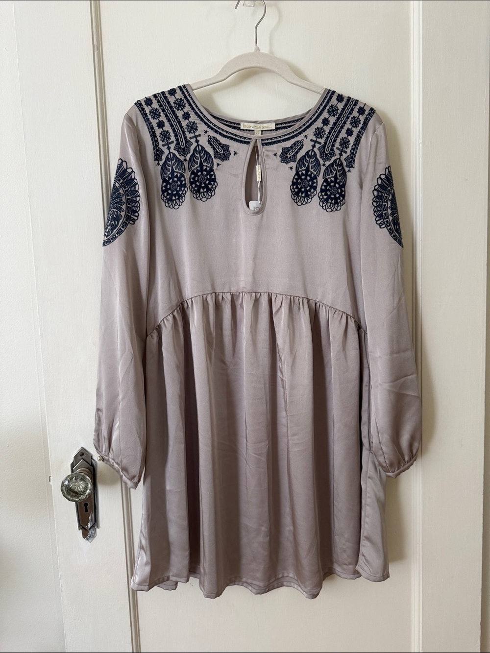 Little White Lies Urban Outfitters Embroidered Dress in Soft Grey with Navy